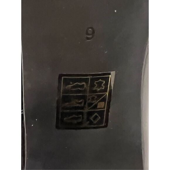 Jeffrey Campbell Women's Black Patent Academe Cap Toe Booties Size 9 NWOT - Picture 10 of 10